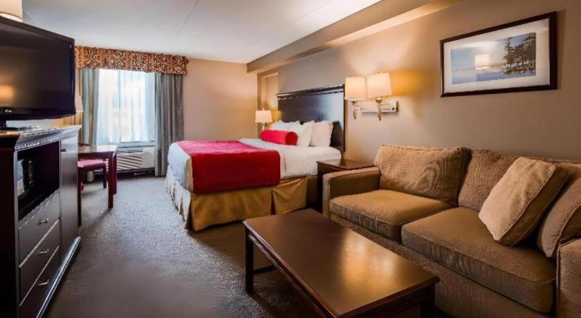 Best Western Plus Orillia Hotel Exterior foto